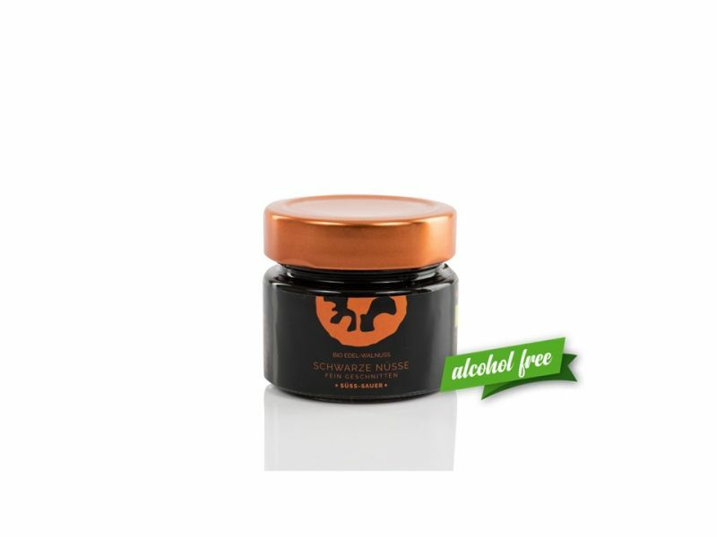 Nuci-negre-in-saramura-dulci-acrisoare-bio-106g-Retter.jpeg